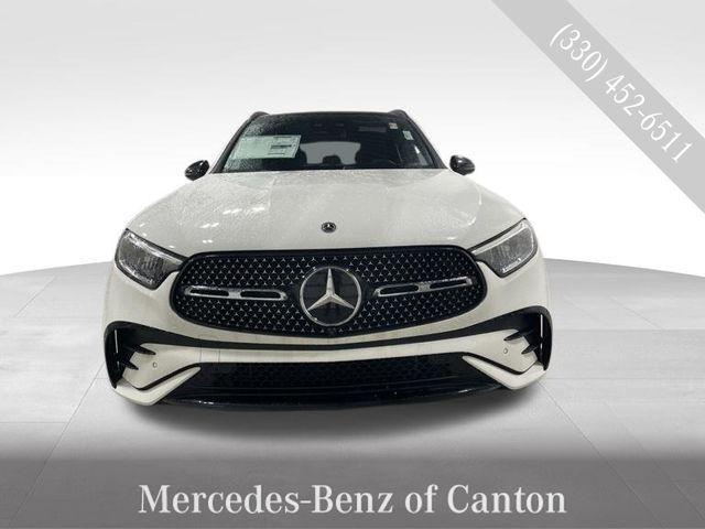 new 2026 Mercedes-Benz GLC 300 car, priced at $63,185
