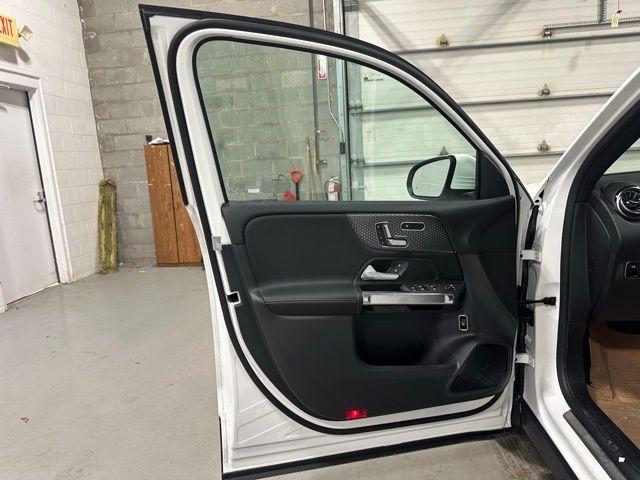 new 2026 Mercedes-Benz GLB 250 car, priced at $52,020