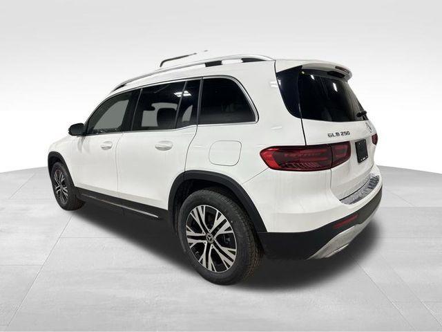 new 2026 Mercedes-Benz GLB 250 car, priced at $49,820