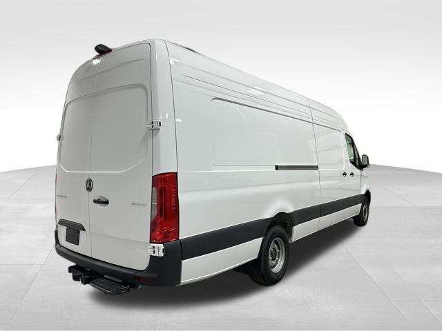 new 2025 Mercedes-Benz Sprinter 3500 car, priced at $69,038