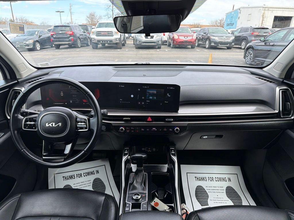 used 2024 Kia Sorento car, priced at $25,695