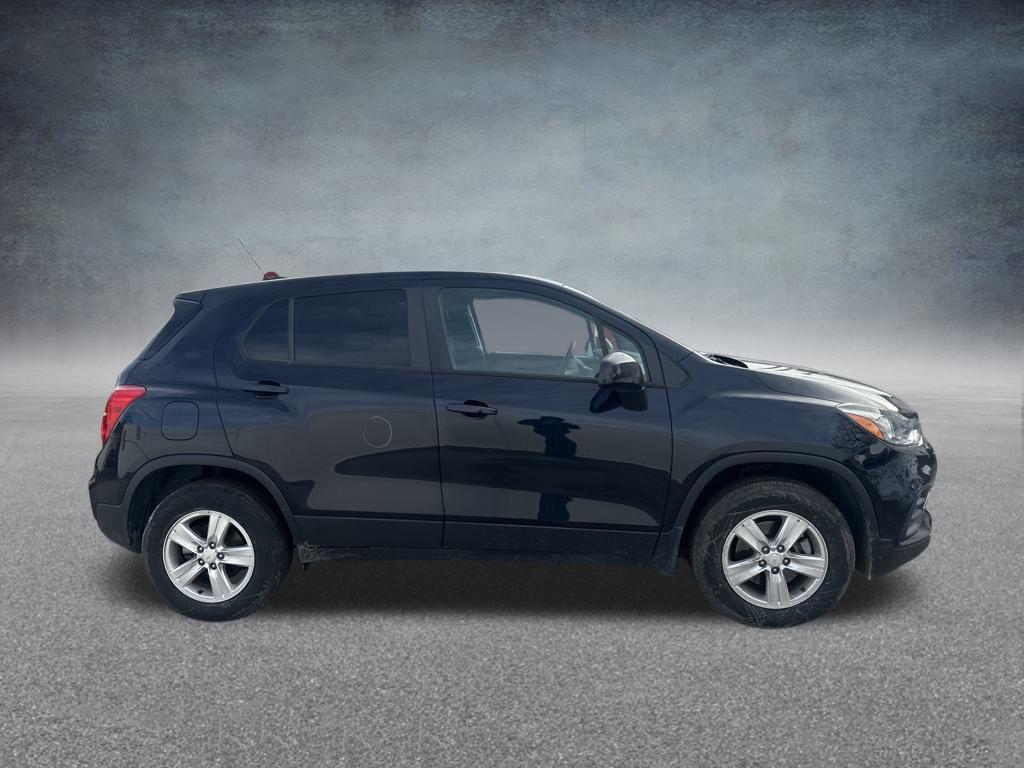 used 2022 Chevrolet Trax car, priced at $15,375