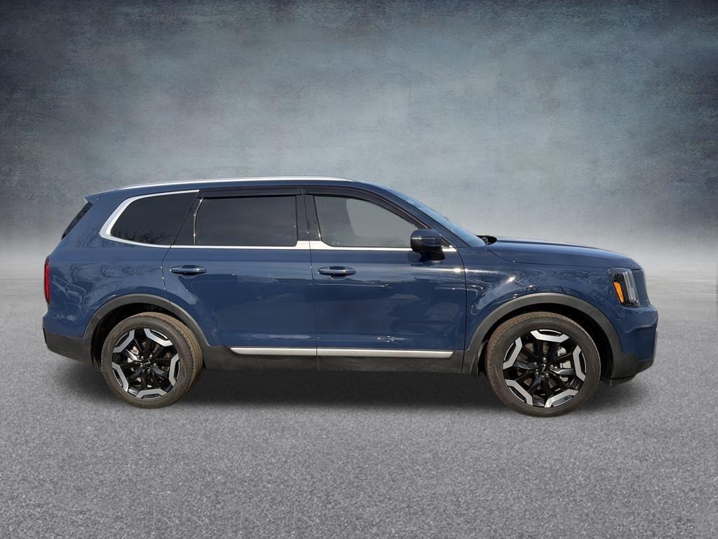 used 2022 Chevrolet Trax car, priced at $13,495