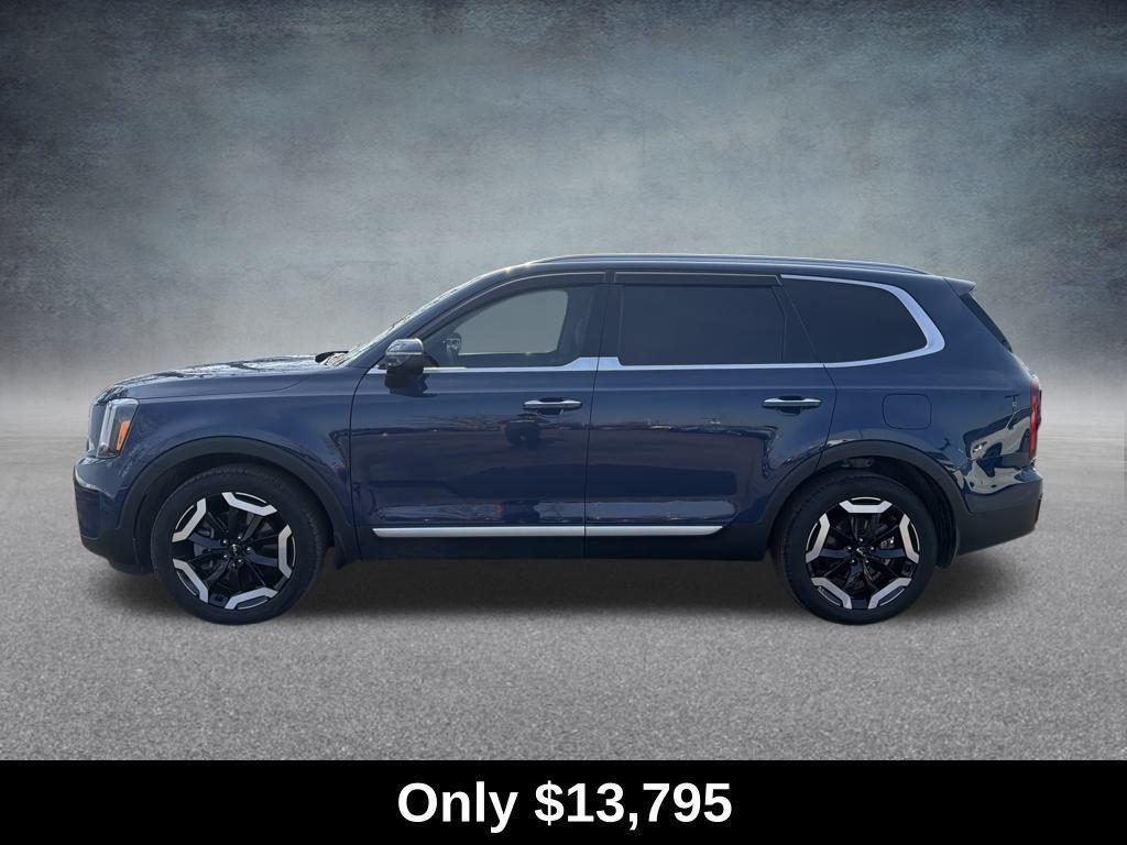 used 2022 Chevrolet Trax car, priced at $13,495