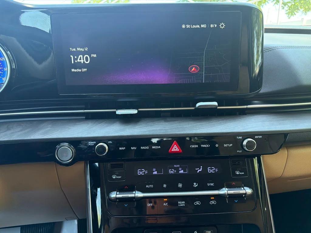 used 2024 Kia Carnival car, priced at $31,115