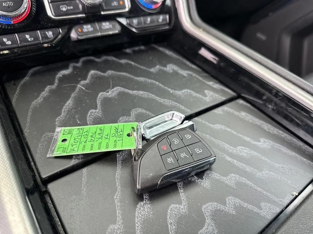 used 2022 GMC Yukon XL car, priced at $49,141