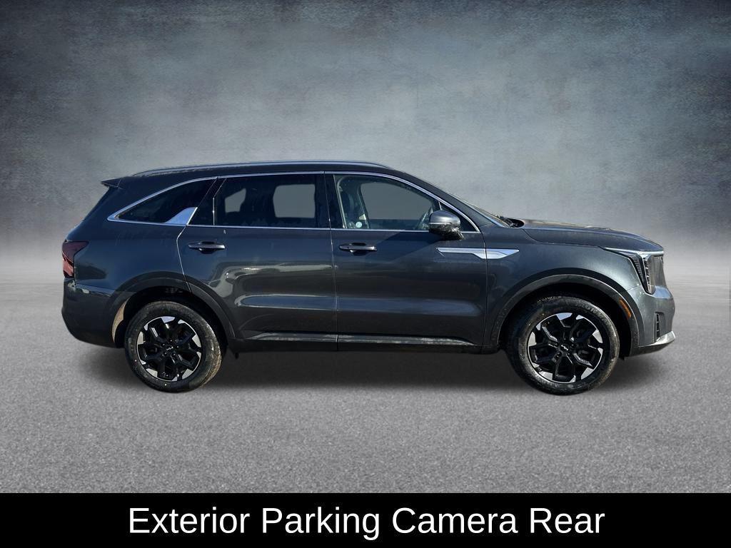 used 2024 Kia Sorento car, priced at $26,375