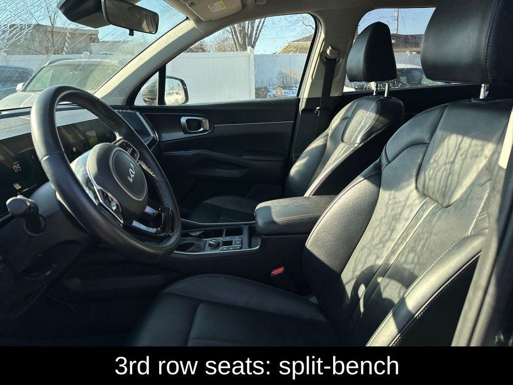 used 2024 Kia Sorento car, priced at $26,375