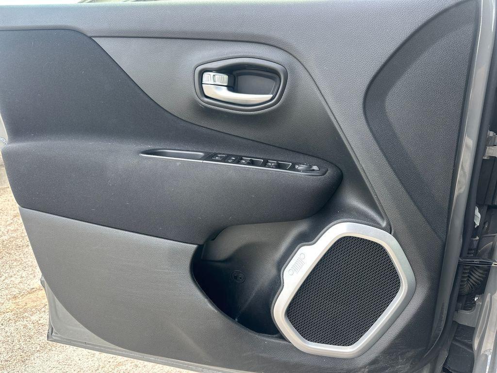used 2021 Jeep Renegade car, priced at $14,775