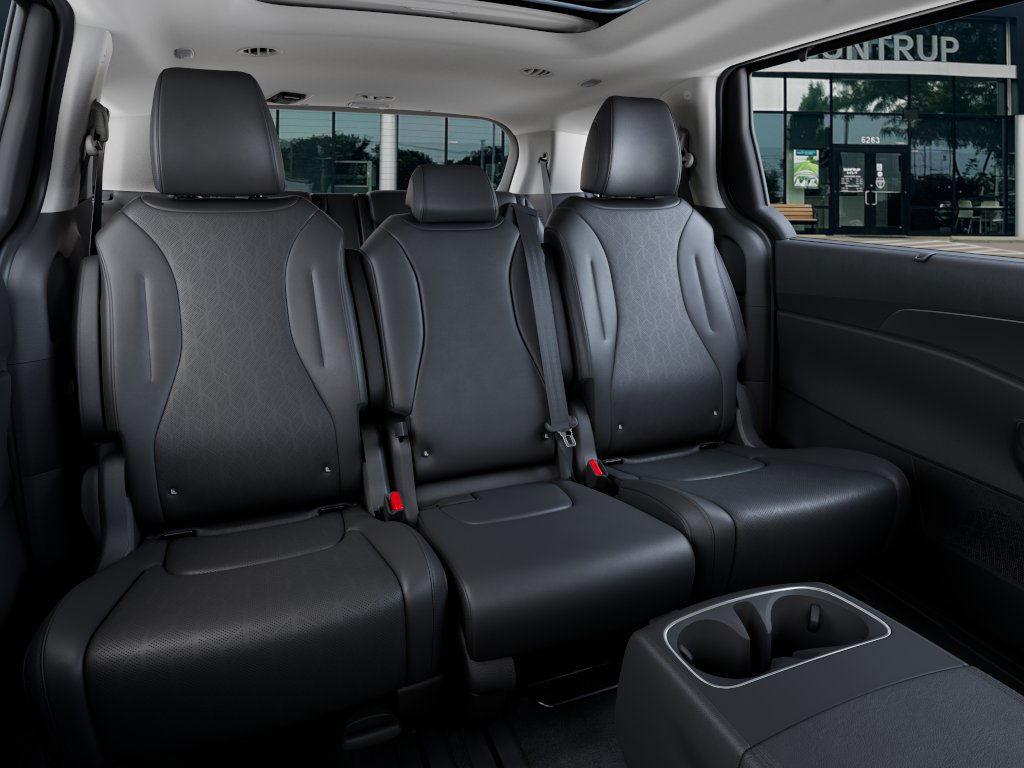 new 2026 Kia Carnival Hybrid car, priced at $48,175