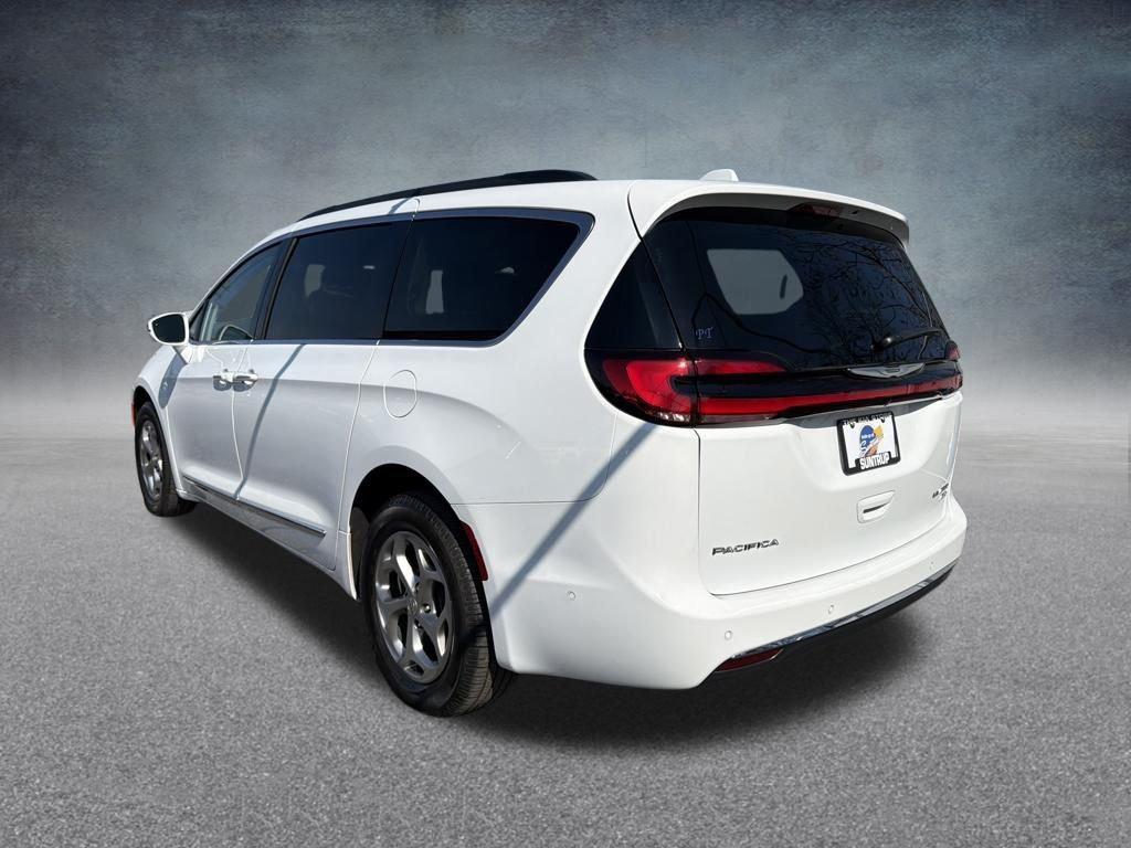 used 2022 Chrysler Pacifica car, priced at $29,639