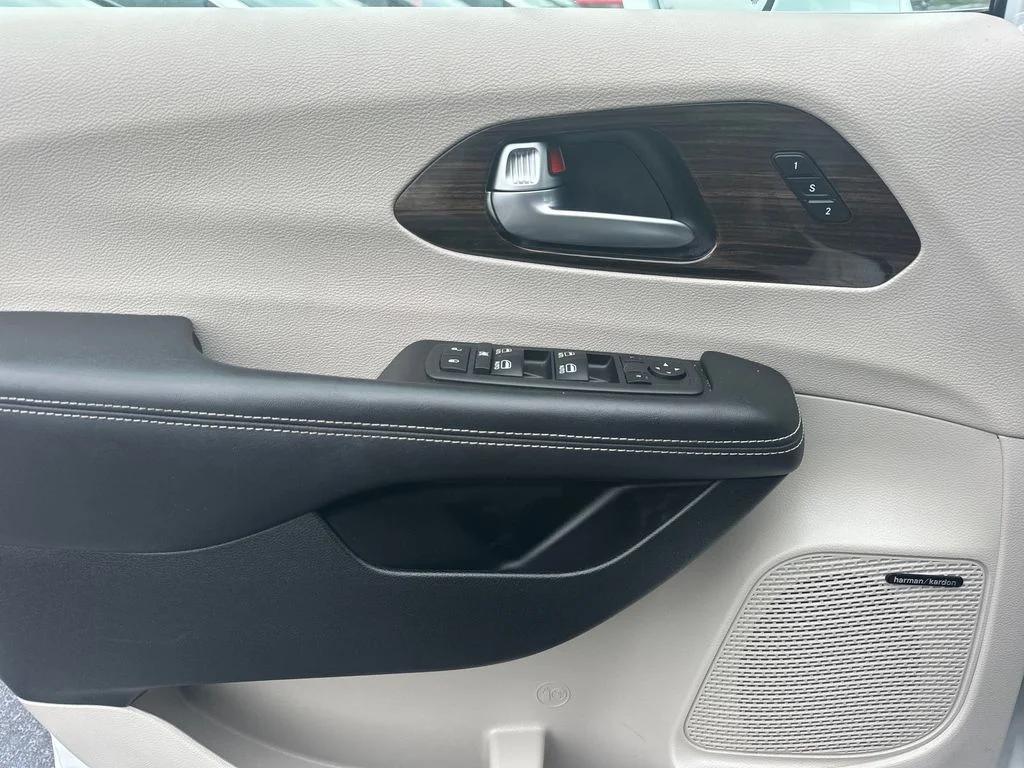used 2022 Chrysler Pacifica car, priced at $28,675