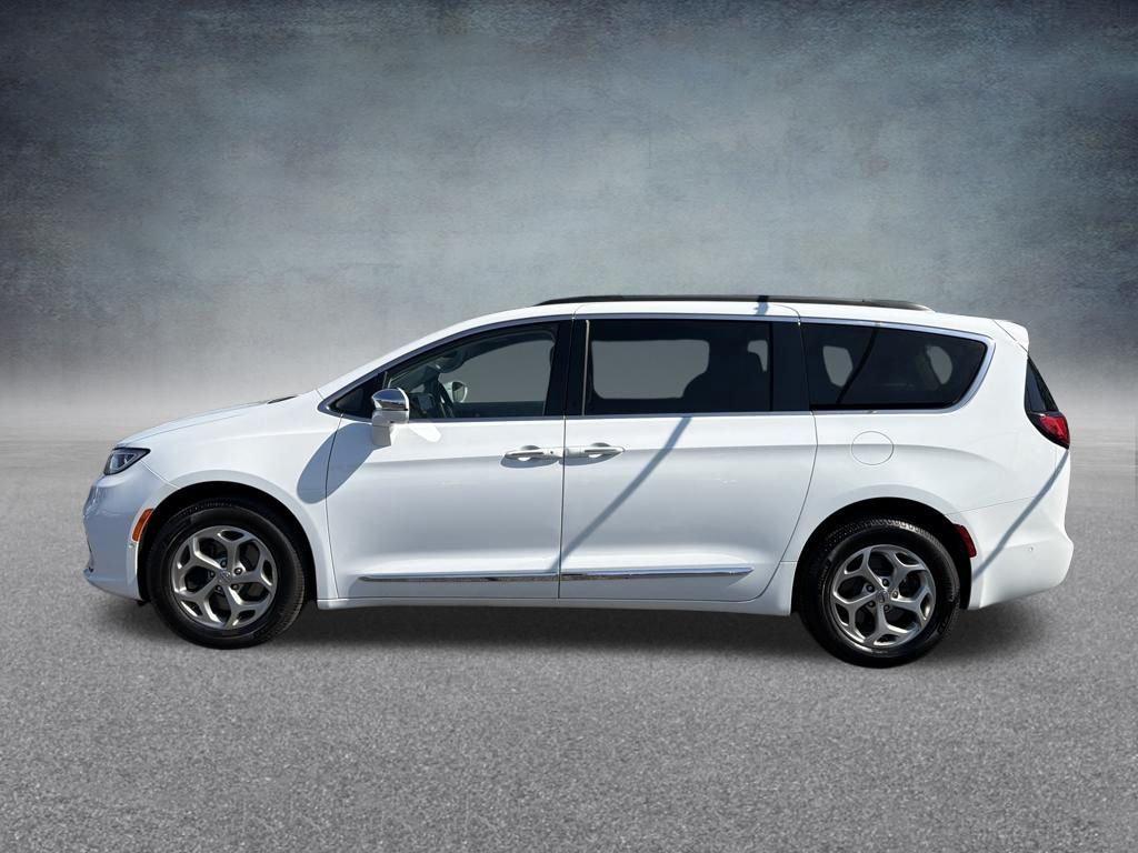 used 2022 Chrysler Pacifica car, priced at $29,639