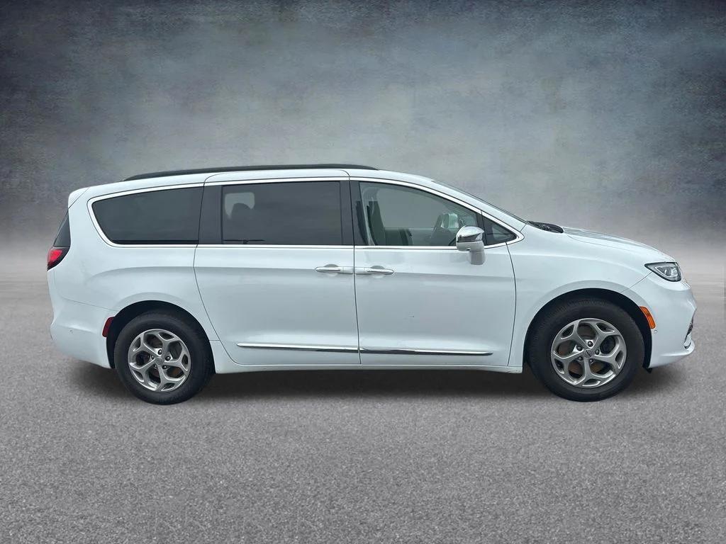 used 2022 Chrysler Pacifica car, priced at $28,675