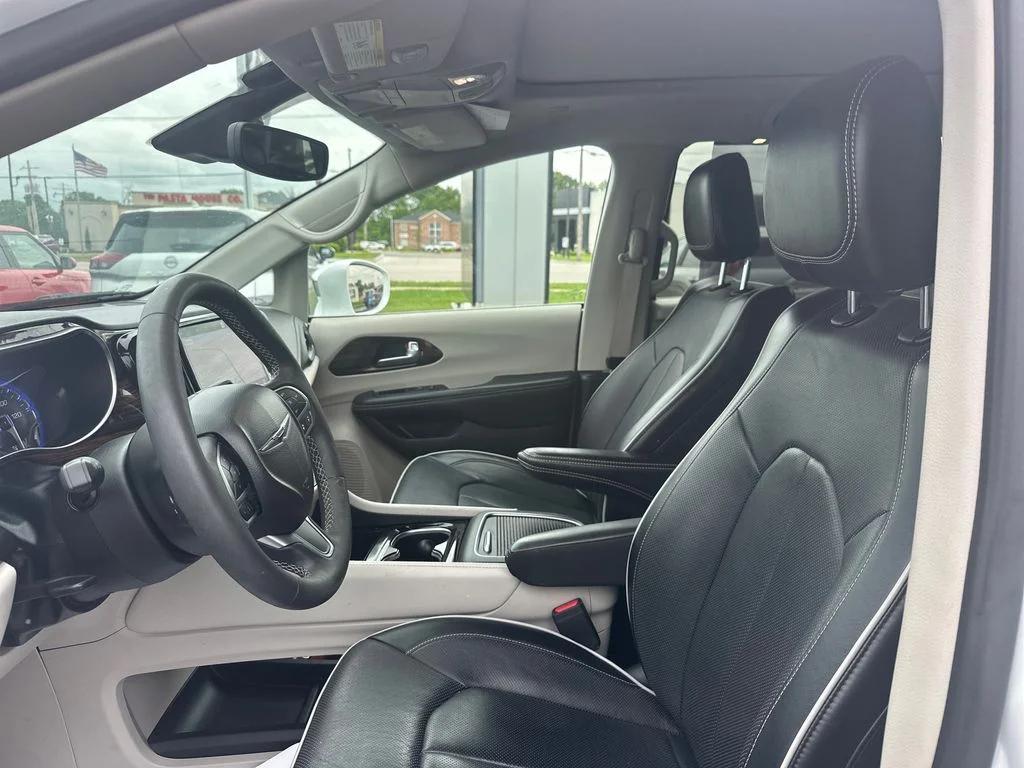used 2022 Chrysler Pacifica car, priced at $28,675