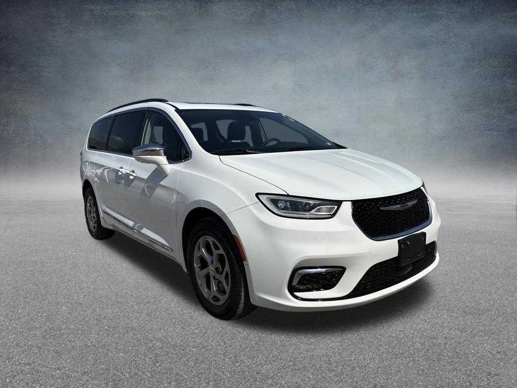 used 2022 Chrysler Pacifica car, priced at $29,639