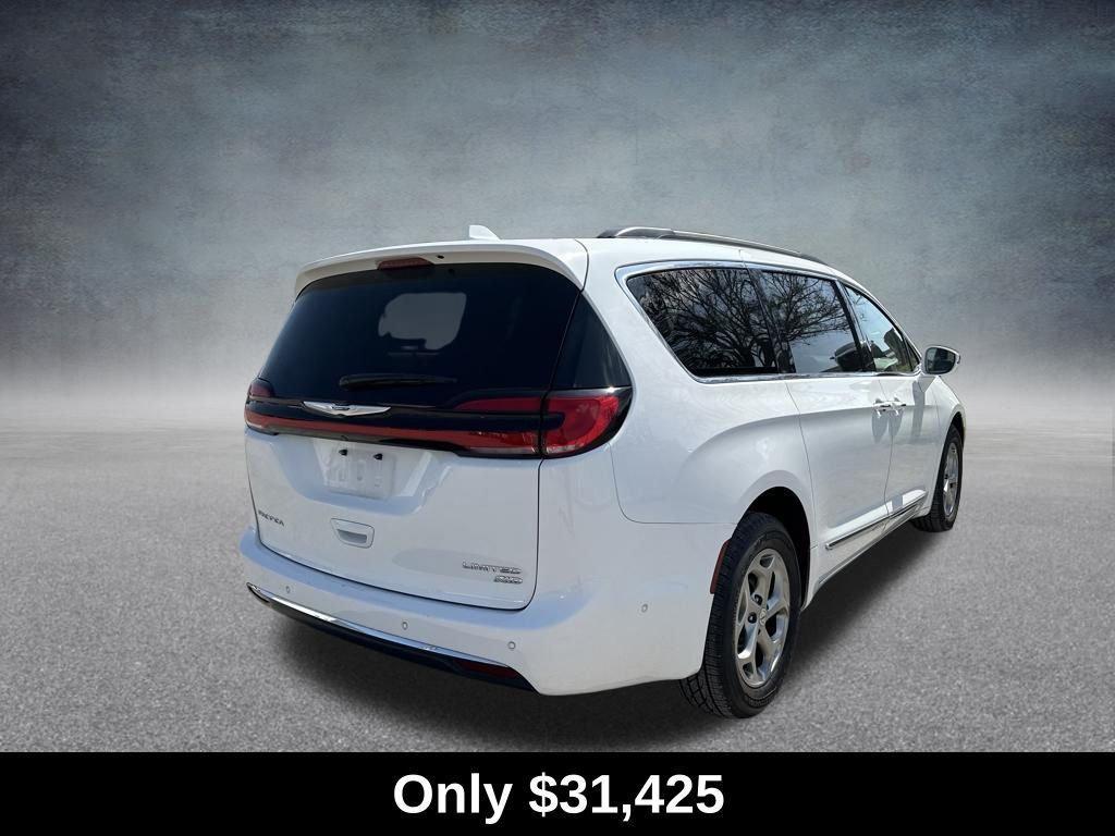 used 2022 Chrysler Pacifica car, priced at $29,639