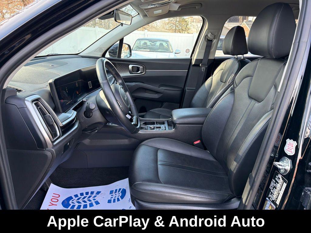 used 2024 Kia Sorento car, priced at $27,535