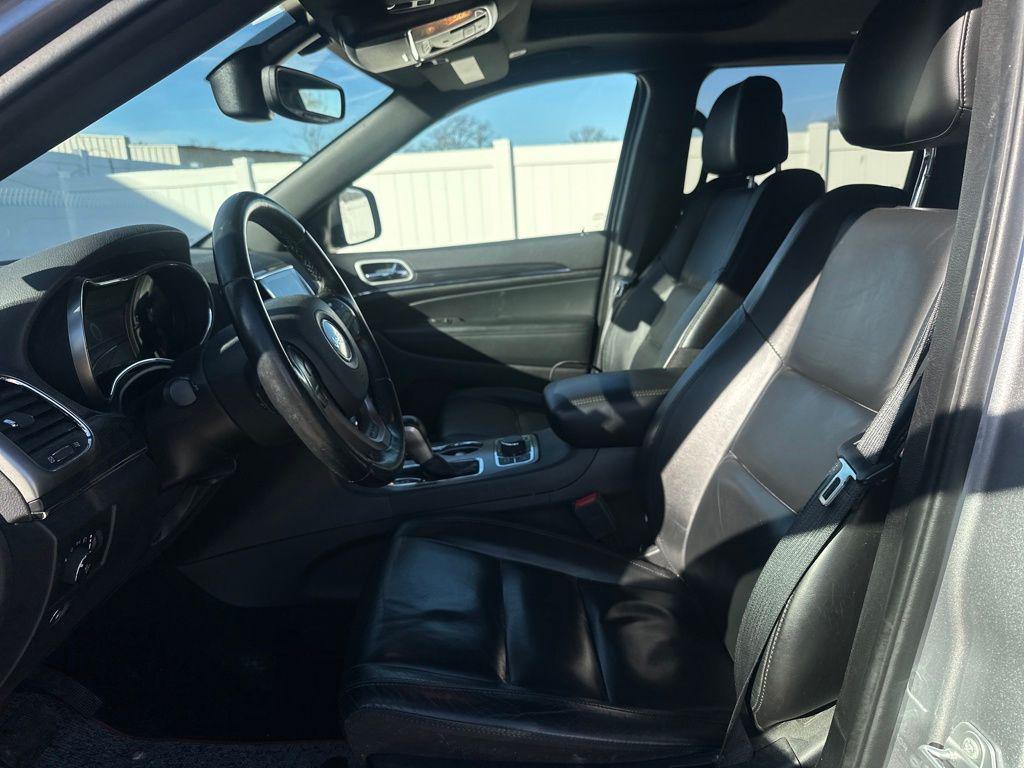 used 2021 Jeep Grand Cherokee car, priced at $24,995