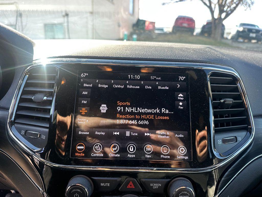 used 2021 Jeep Grand Cherokee car, priced at $24,995