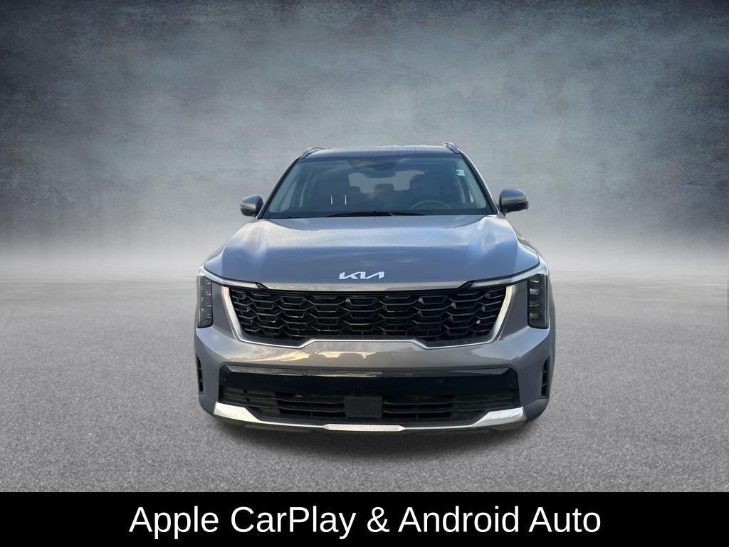 used 2024 Kia Sorento car, priced at $27,885