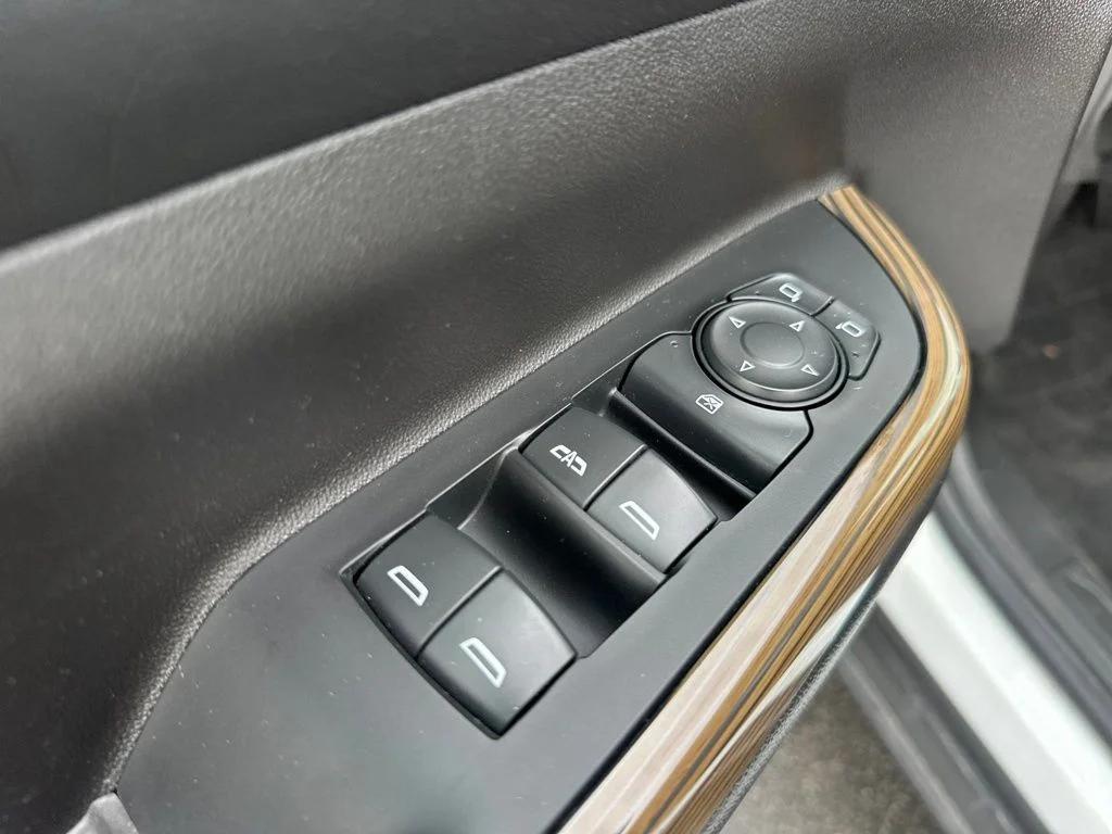 used 2022 GMC Acadia car, priced at $21,405