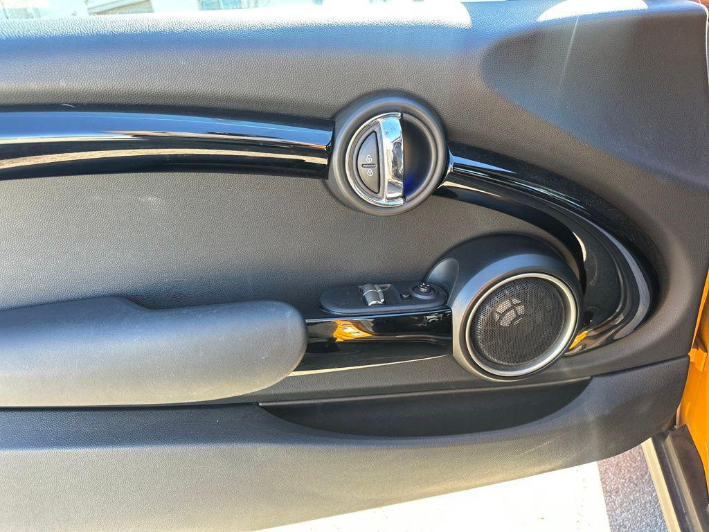 used 2015 MINI Hardtop car, priced at $14,472