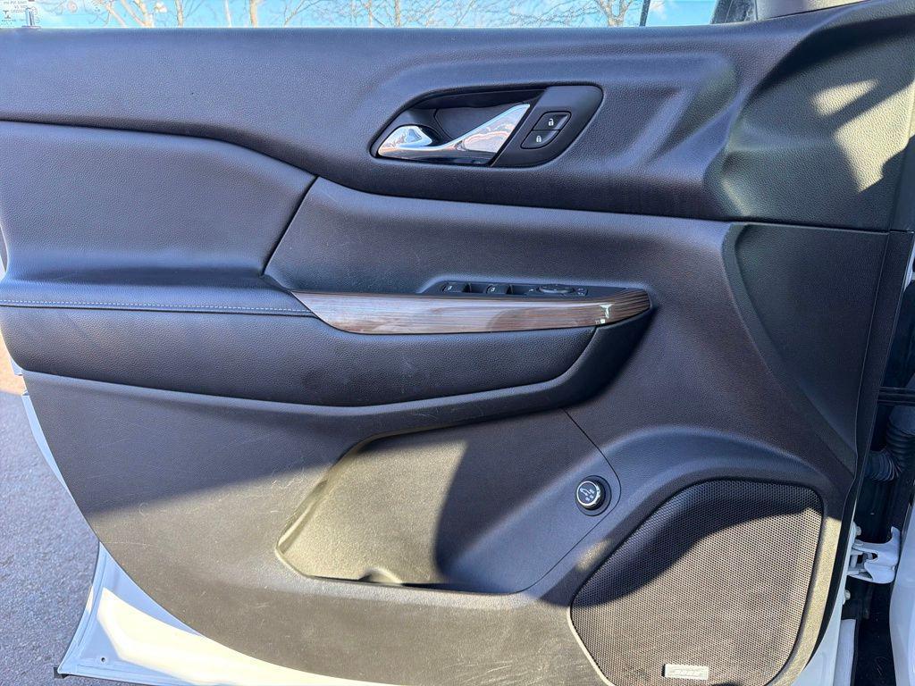 used 2018 GMC Acadia car, priced at $16,995