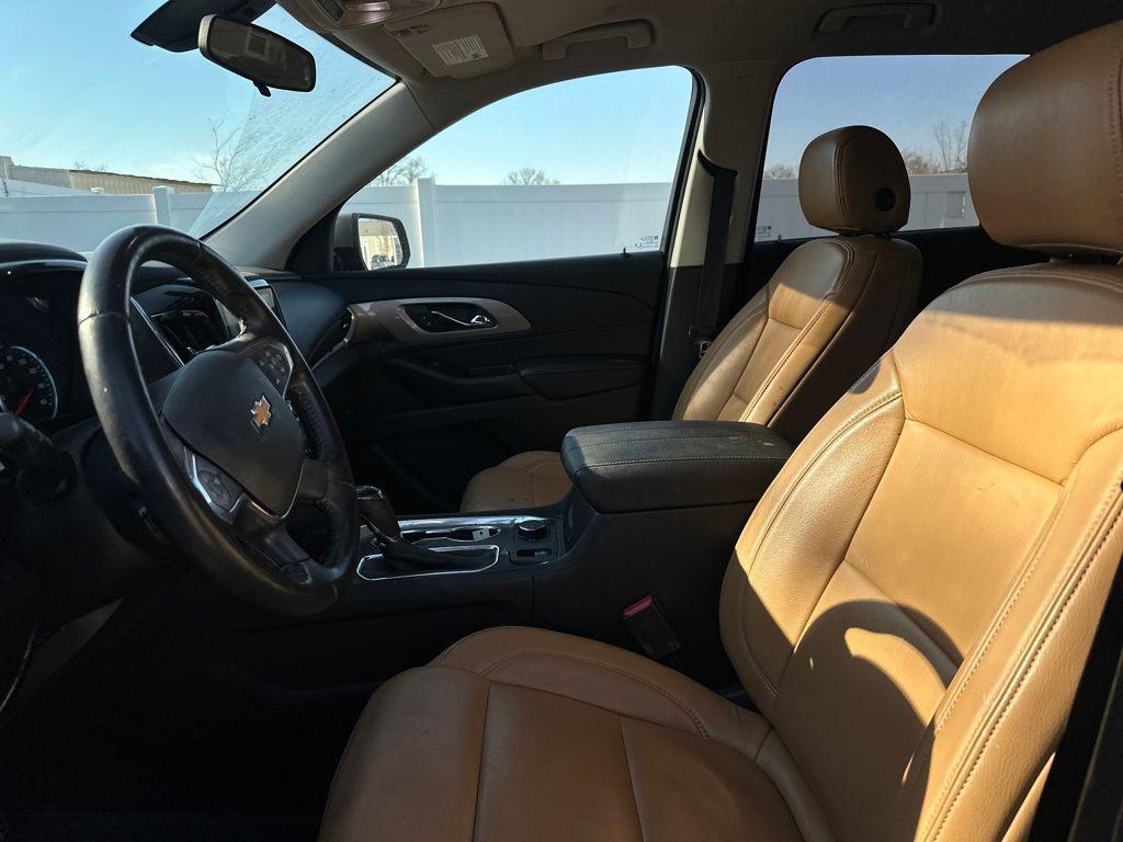 used 2020 Chevrolet Traverse car, priced at $22,595