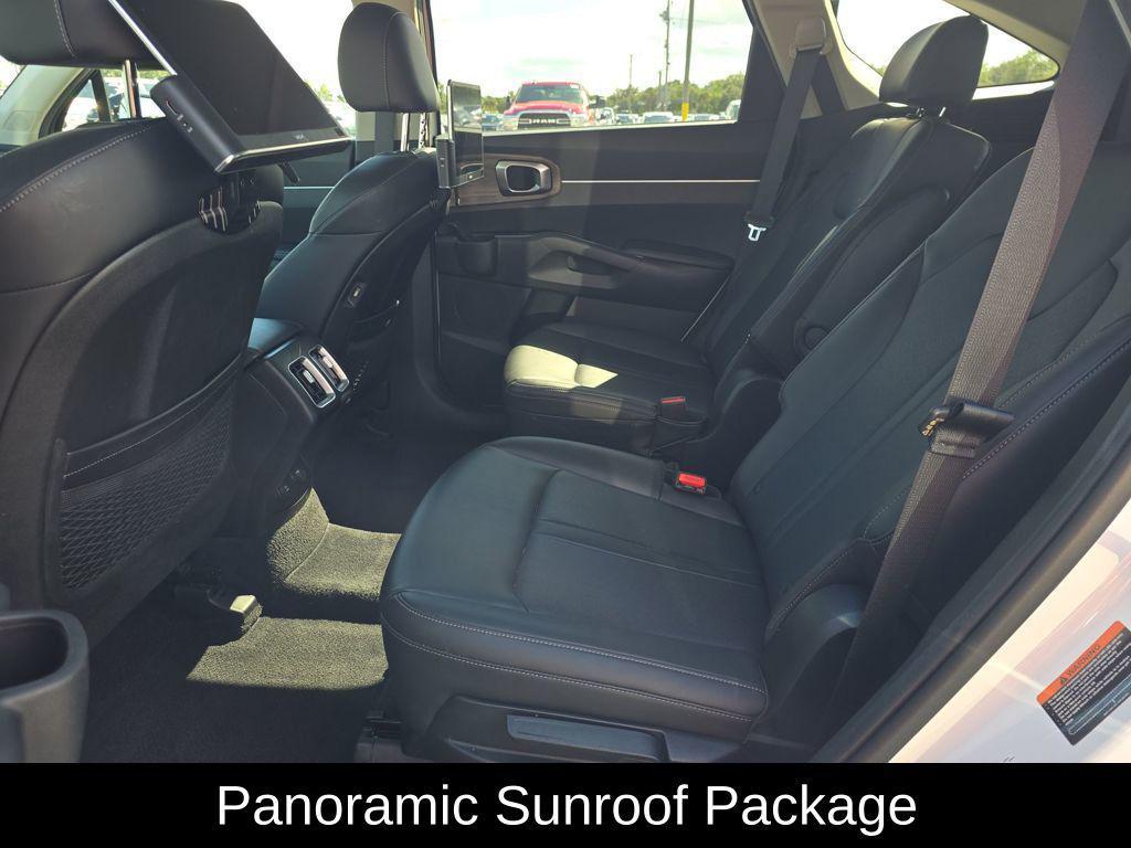used 2023 Kia Sorento car, priced at $28,495