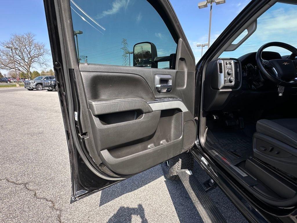 used 2015 Chevrolet Silverado 2500 car, priced at $33,988