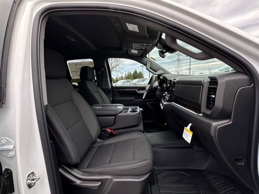 new 2026 GMC Sierra 1500 car, priced at $44,130