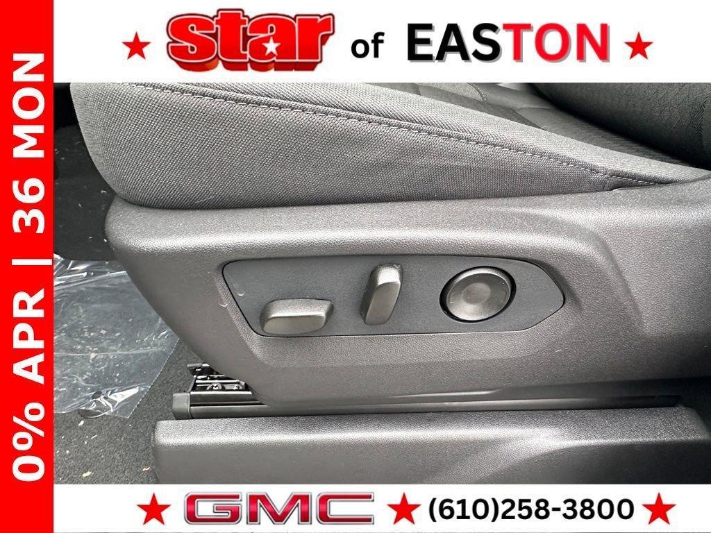 new 2026 GMC Sierra 1500 car, priced at $44,115