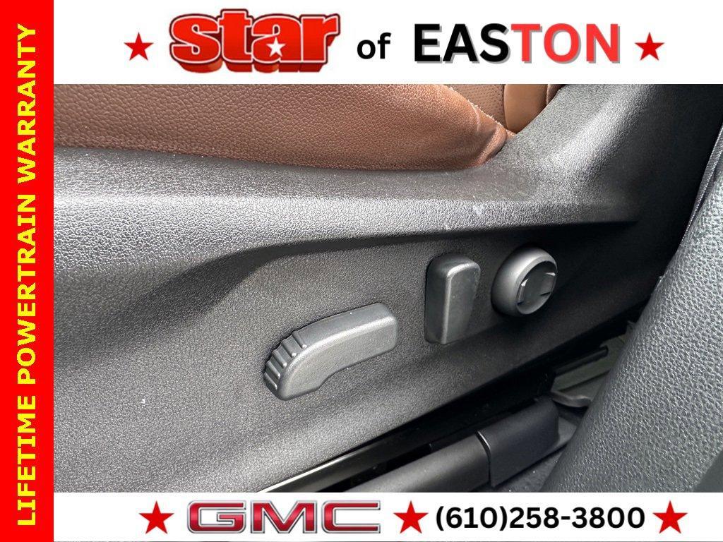 used 2022 Subaru Ascent car, priced at $27,389