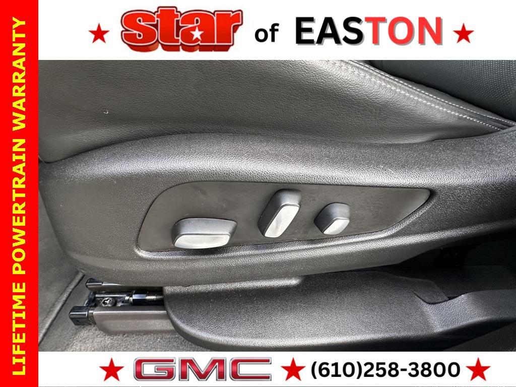 used 2022 Cadillac XT6 car, priced at $36,330