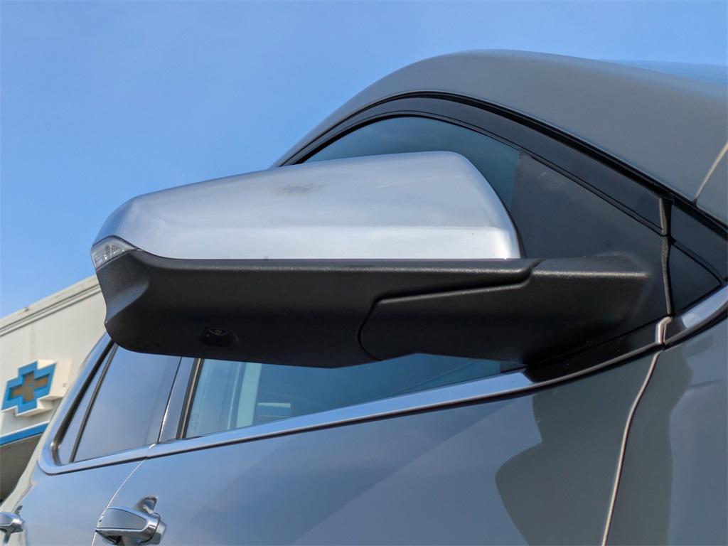 used 2018 Chevrolet Equinox car, priced at $17,534