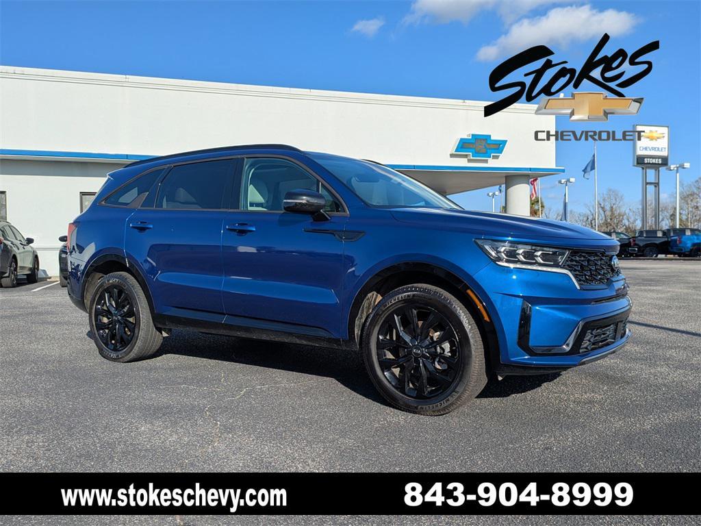 used 2021 Kia Sorento car, priced at $21,900