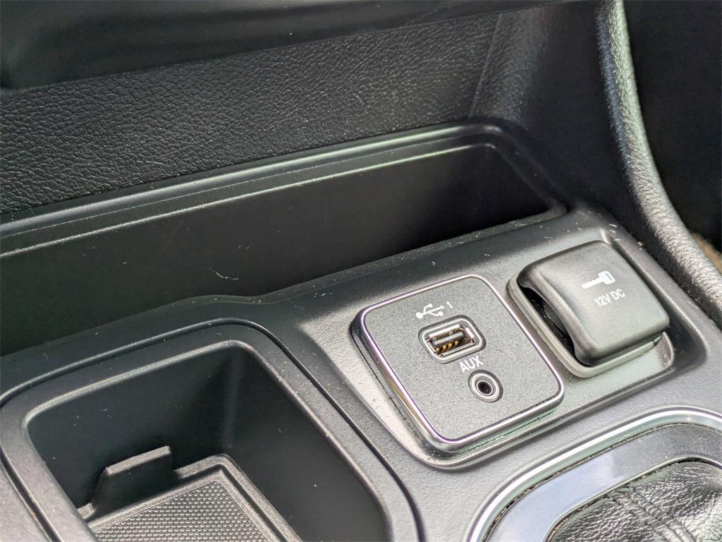 used 2019 Jeep Cherokee car, priced at $14,597