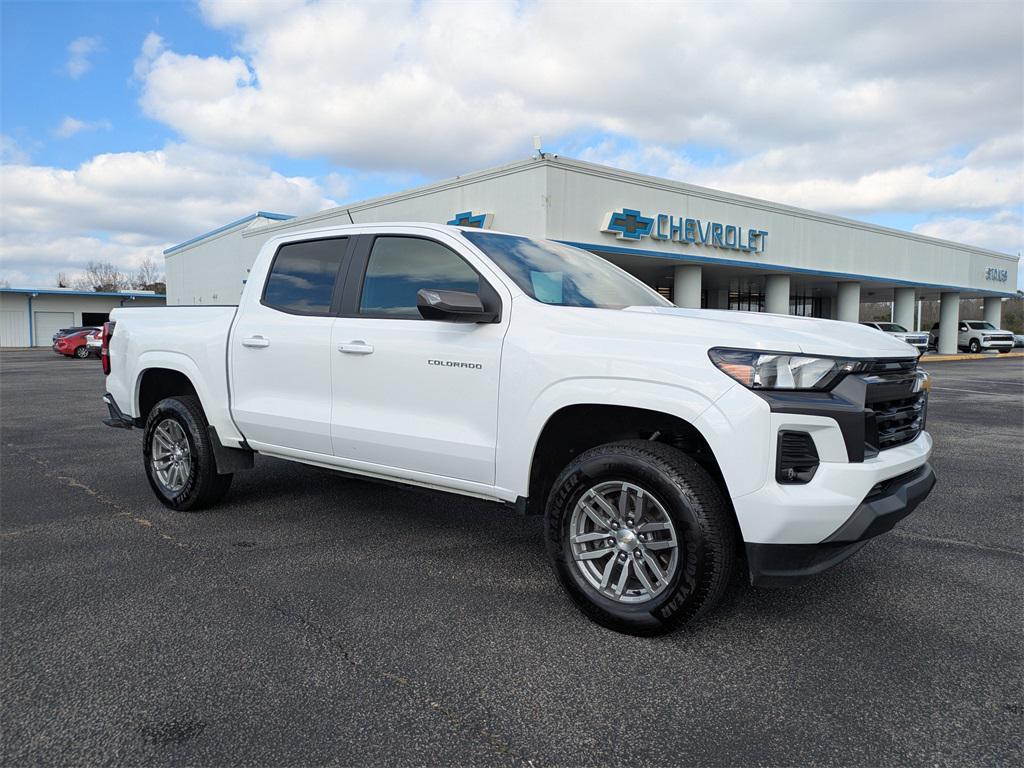 used 2024 Chevrolet Colorado car, priced at $29,597