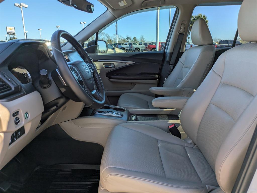 used 2023 Honda Ridgeline car, priced at $29,680