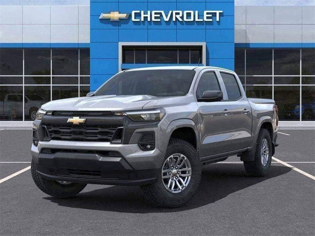 new 2025 Chevrolet Colorado car, priced at $37,435