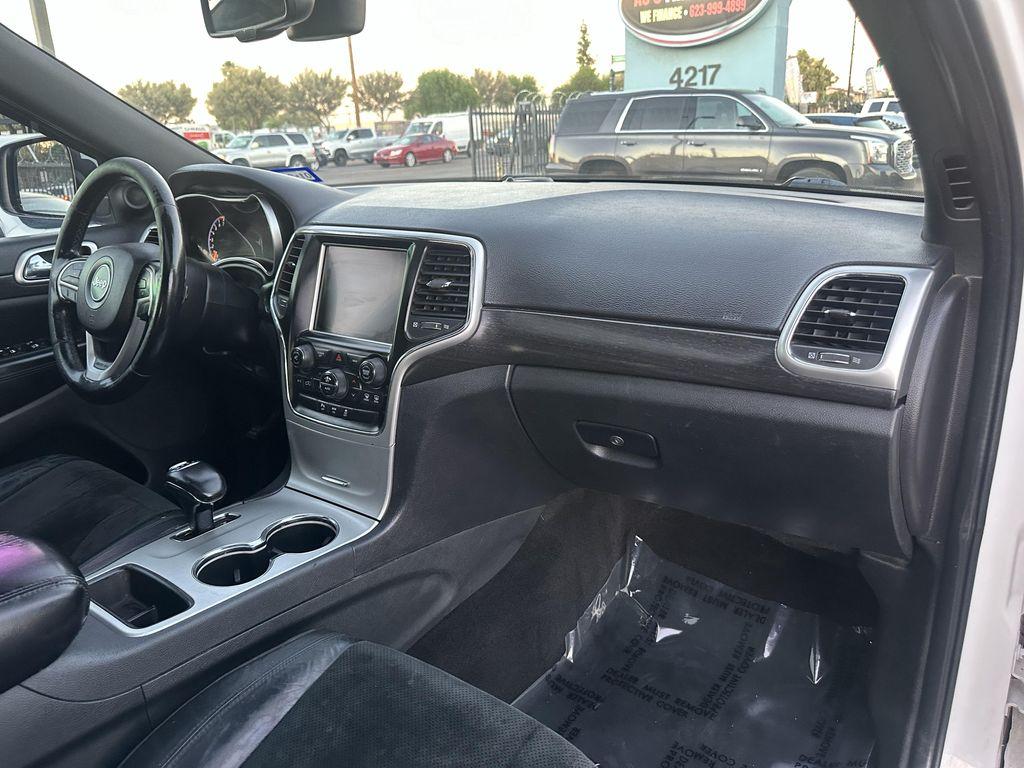 used 2015 Jeep Grand Cherokee car, priced at $11,995