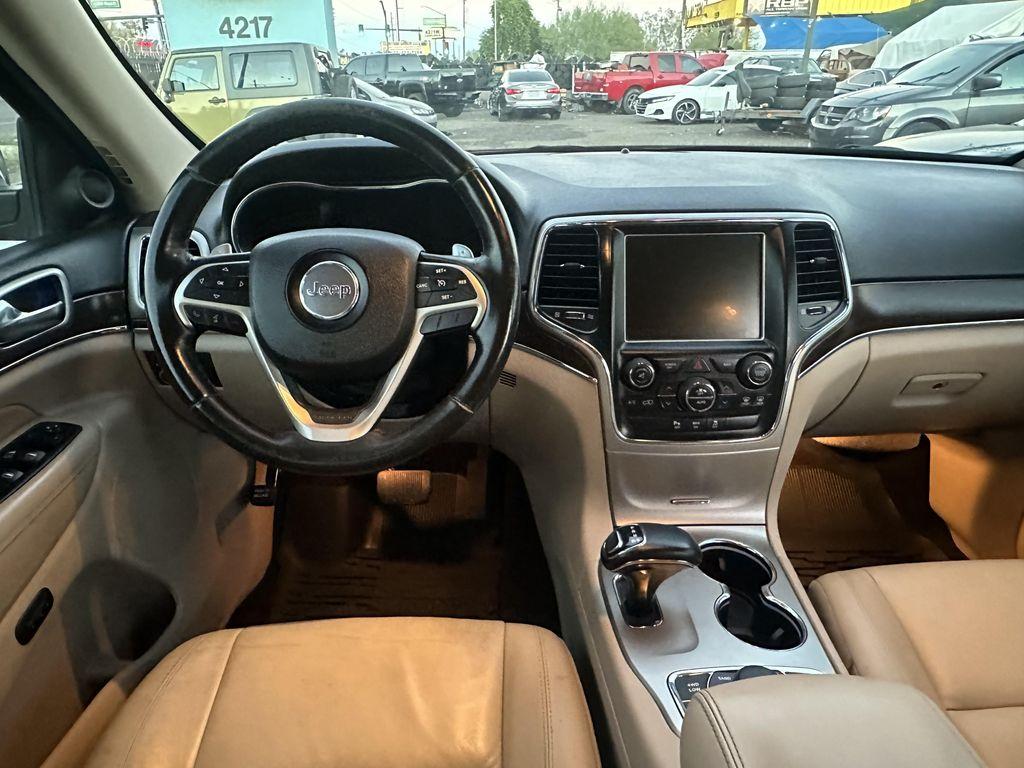 used 2015 Jeep Grand Cherokee car, priced at $12,995