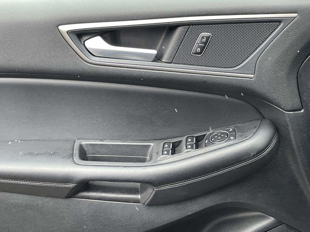 used 2024 Ford Edge car, priced at $19,498