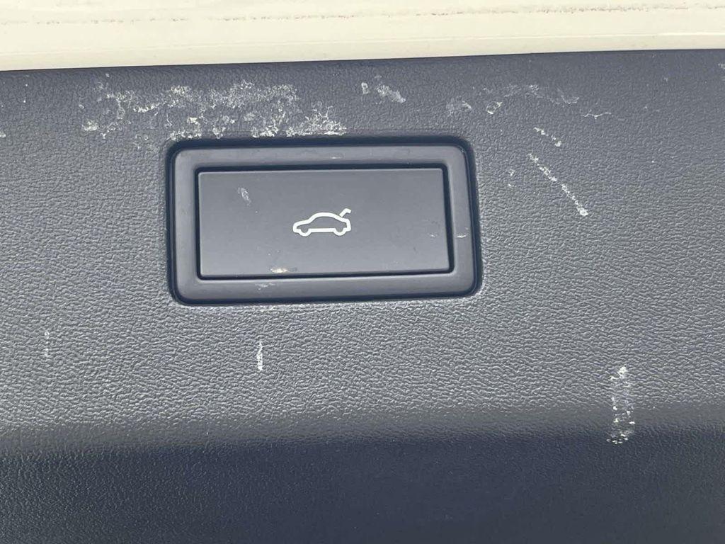 used 2026 Volkswagen Tiguan car, priced at $40,998