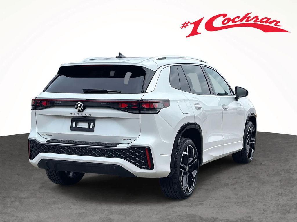 used 2026 Volkswagen Tiguan car, priced at $40,998