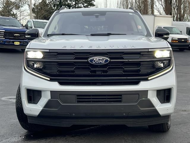 used 2025 Ford Expedition car, priced at $63,976