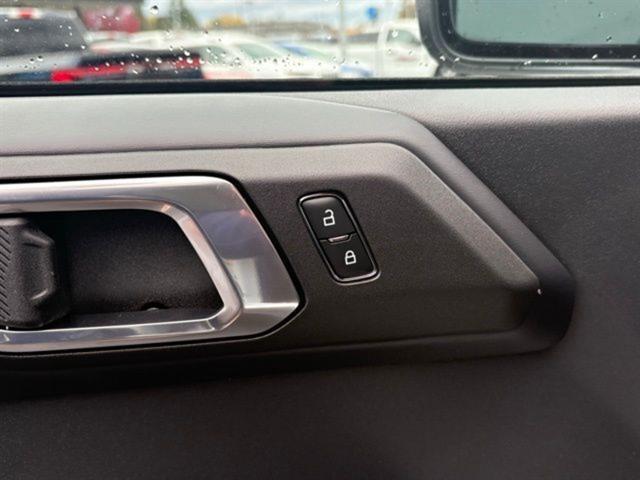 new 2025 Ford Bronco car, priced at $62,335