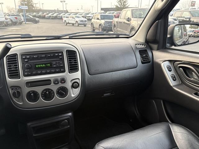 used 2004 Ford Escape car, priced at $4,995