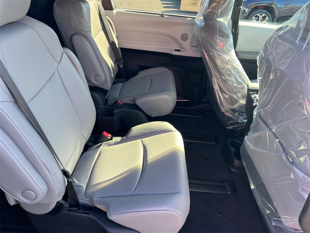 new 2026 Toyota Sienna car, priced at $49,060